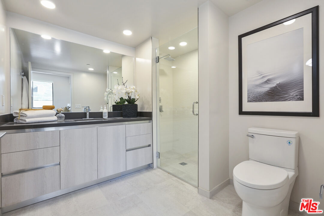 740 S Ridgeley Dr Unit: 302