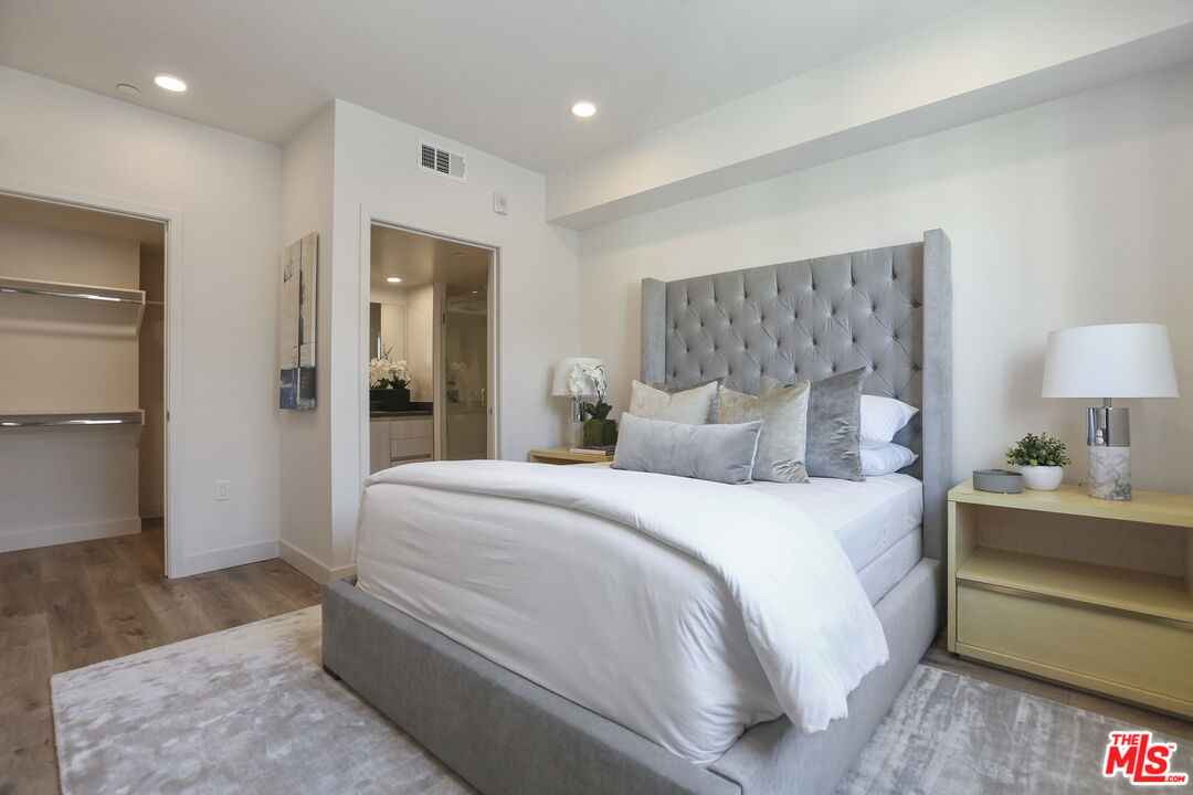 740 S Ridgeley Dr Unit: 302