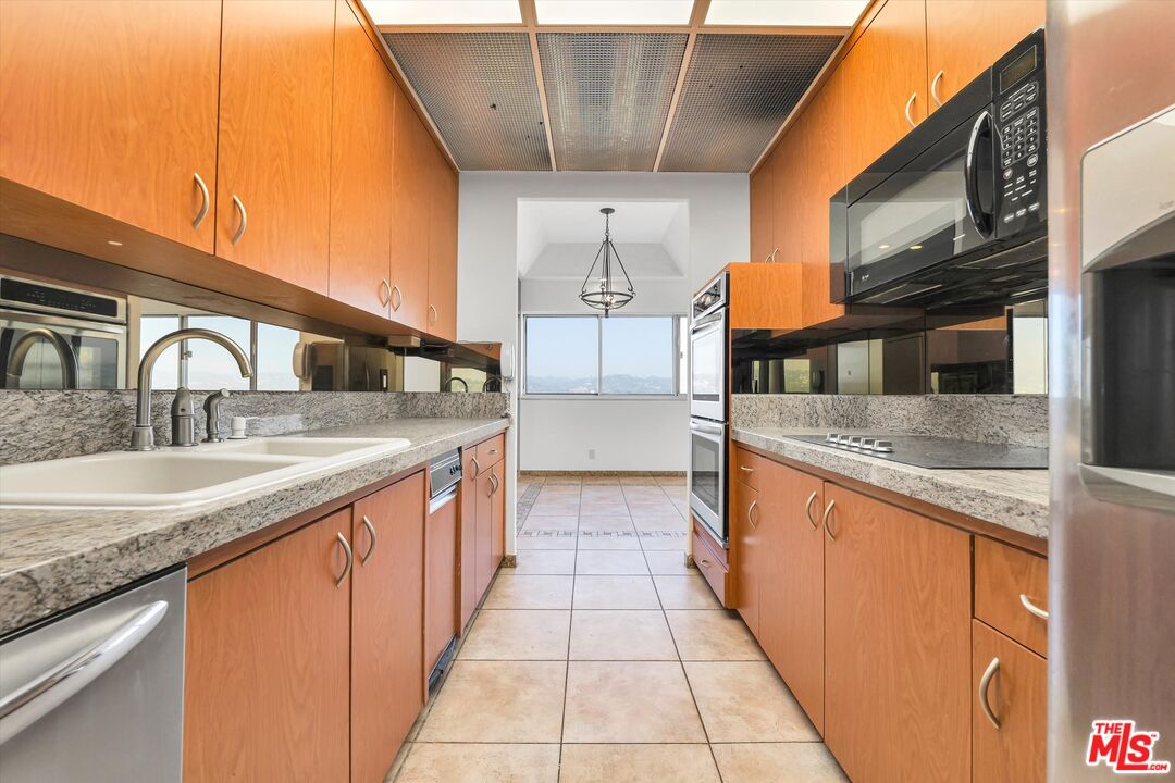 10701 Wilshire Blvd Unit: 2101