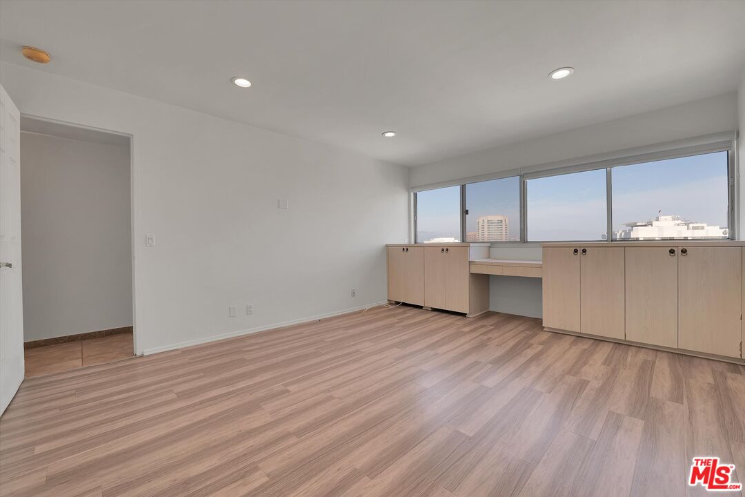 10701 Wilshire Blvd Unit: 2101