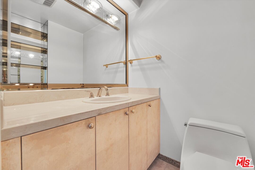 10701 Wilshire Blvd Unit: 2101