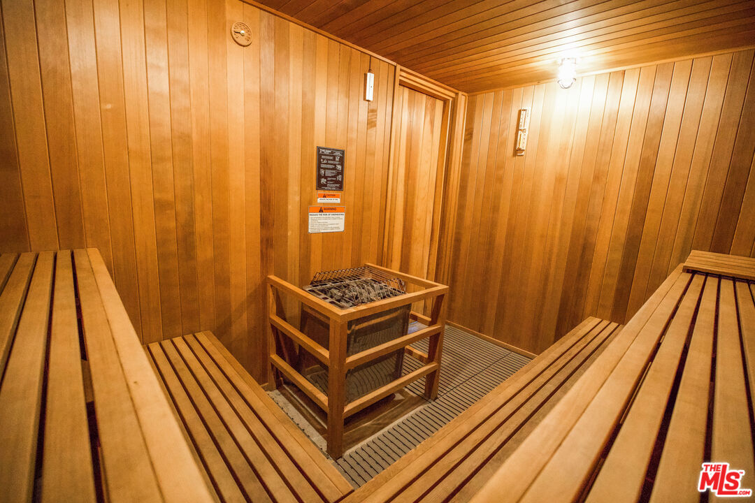 1155 N La Cienega Blvd Unit: 814