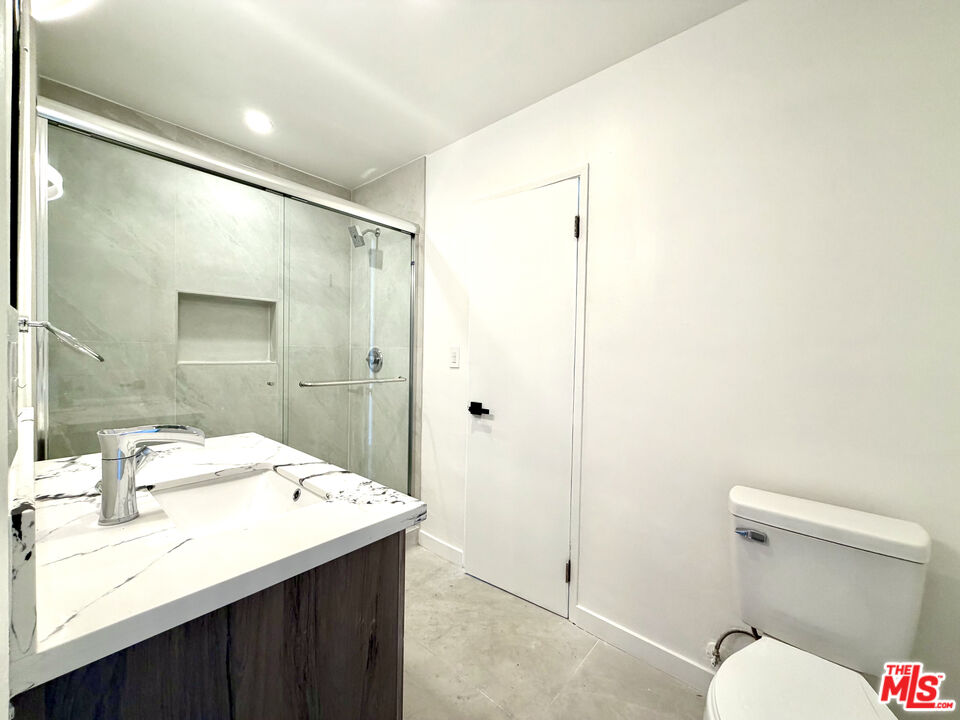 8821 ALCOTT ST Unit: Apt 8