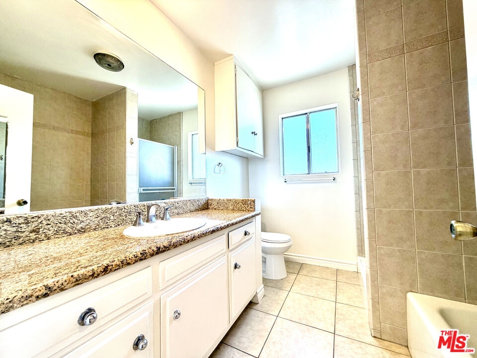 9157 Alcott St Unit: 4