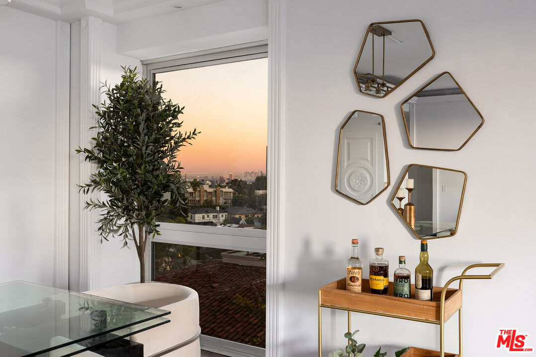 10450 Wilshire Blvd Unit: 8A