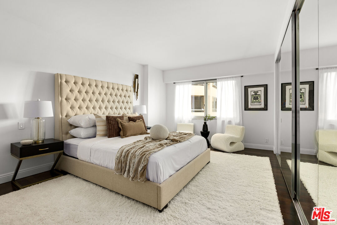 10450 Wilshire Blvd Unit: 8A