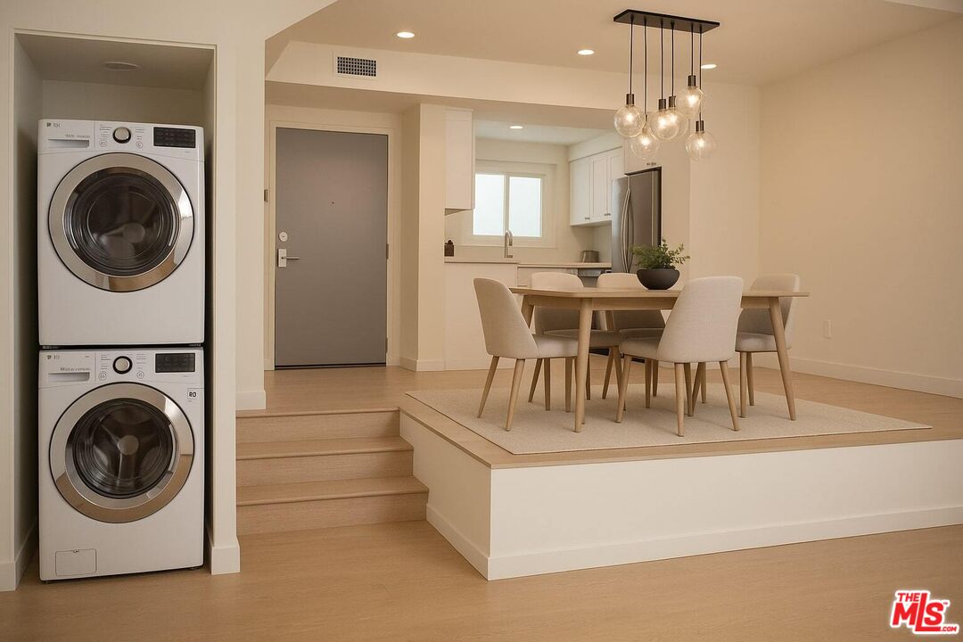 508 N Kings Rd Unit: 1