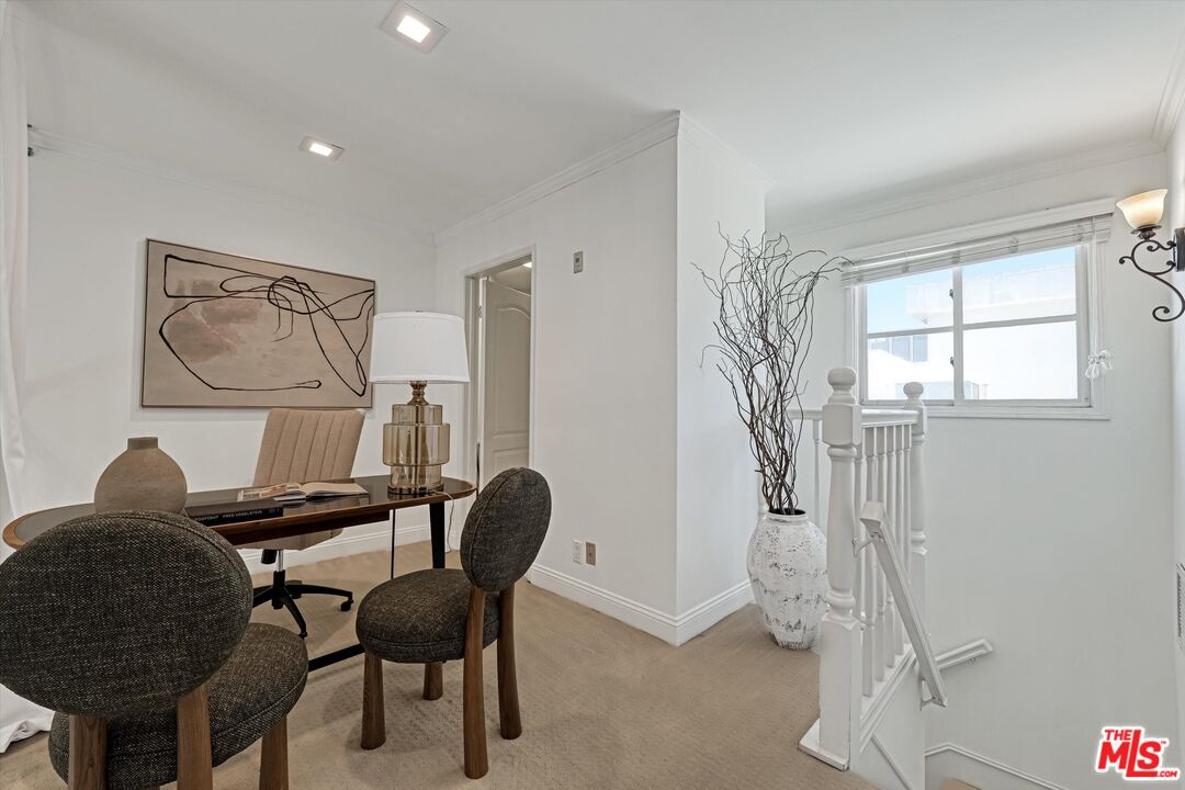 120 N Swall Dr Unit: 306