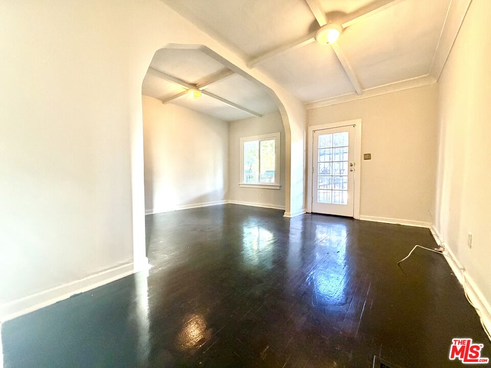 1404 Silver Lake Blvd