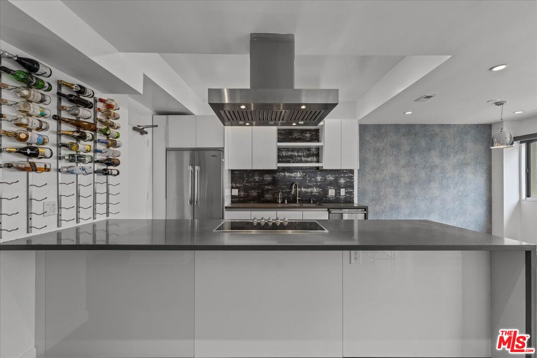 10701 Wilshire Blvd Unit: 804