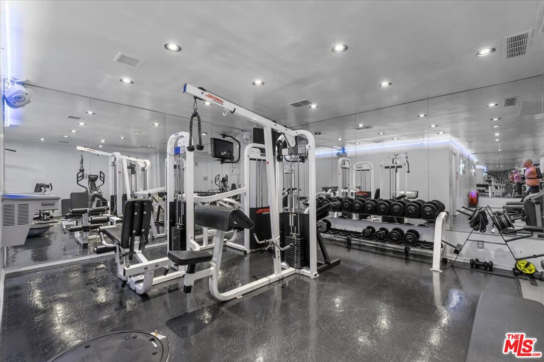 10701 Wilshire Blvd Unit: 804