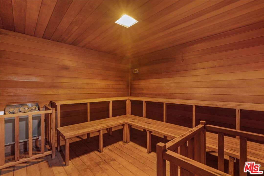 10701 Wilshire Blvd Unit: 804