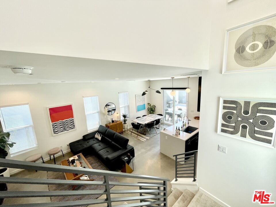 2693 Paragon Loop