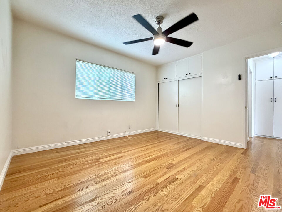 1346 S Cochran Ave Unit: 7
