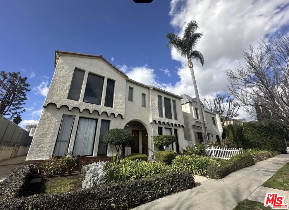 259 S ELM DR