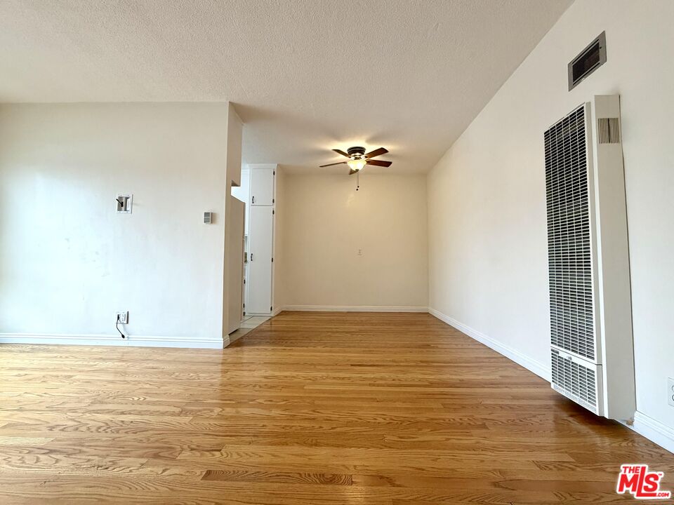 1346 S Cochran Ave Unit: 2