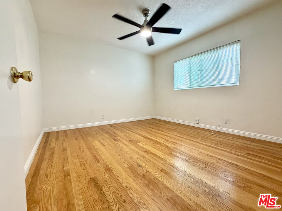 1346 S Cochran Ave Unit: 2