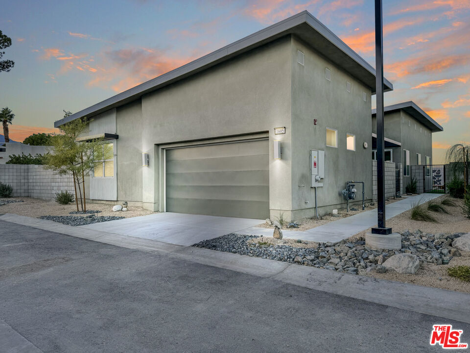 1605 Candela Ct