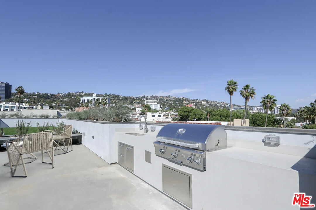 829 Larrabee St Unit: 103