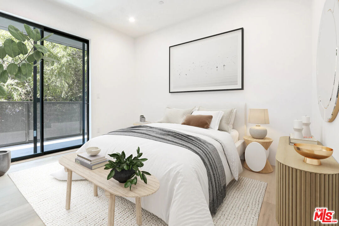 829 Larrabee St Unit: 103