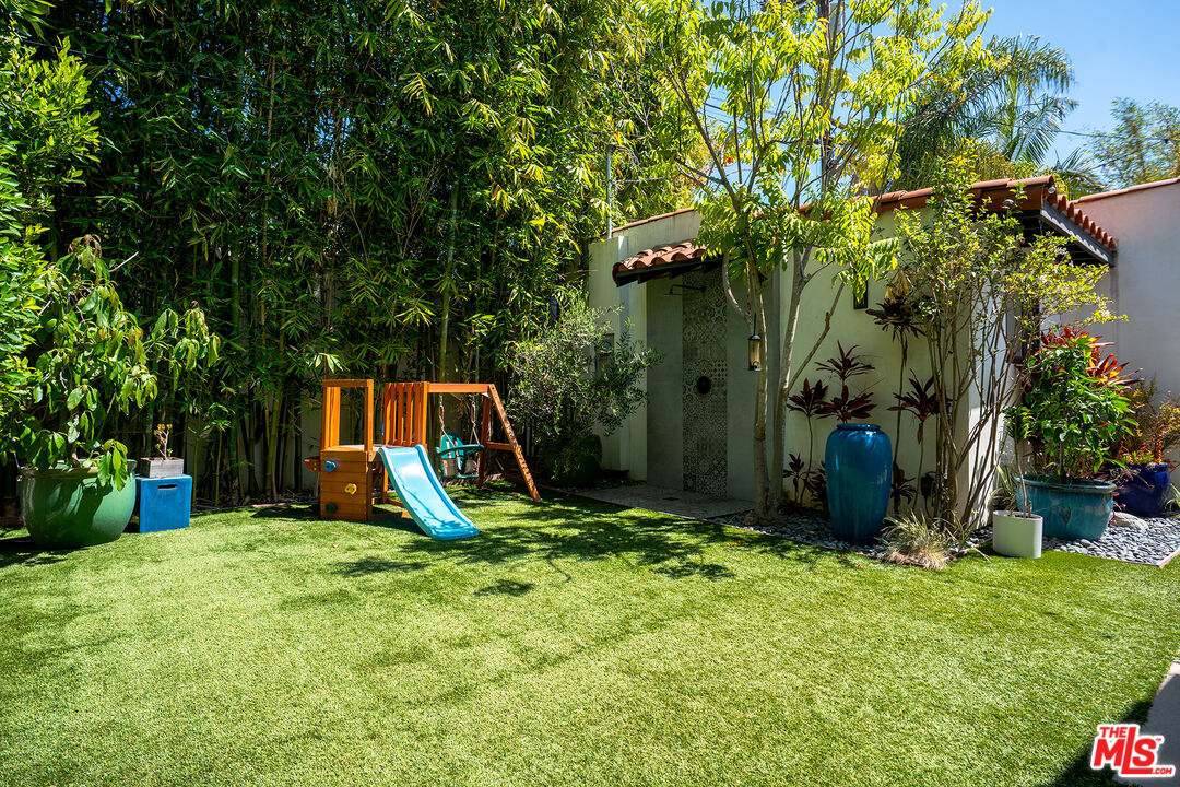 6241 Drexel Ave