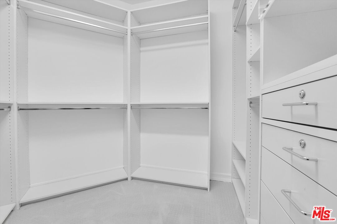 128 N Swall Dr Unit: PH6