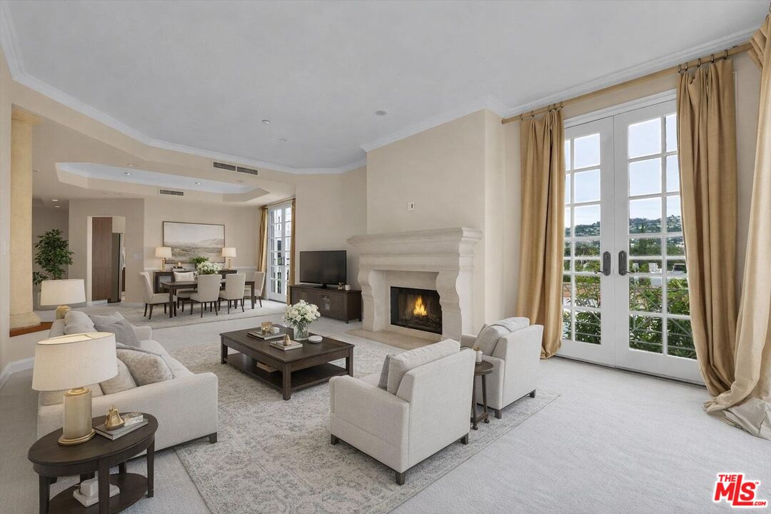 128 N Swall Dr Unit: PH6
