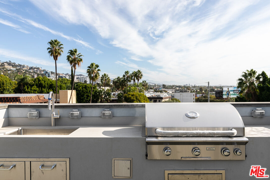 829 Larrabee St Unit: 104