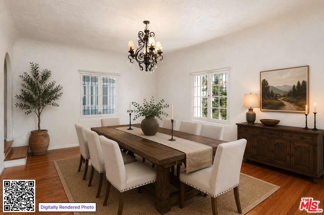 2030 Vine St