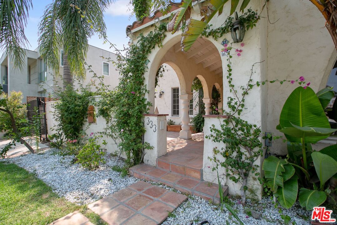 333 S MCCARTY DR
