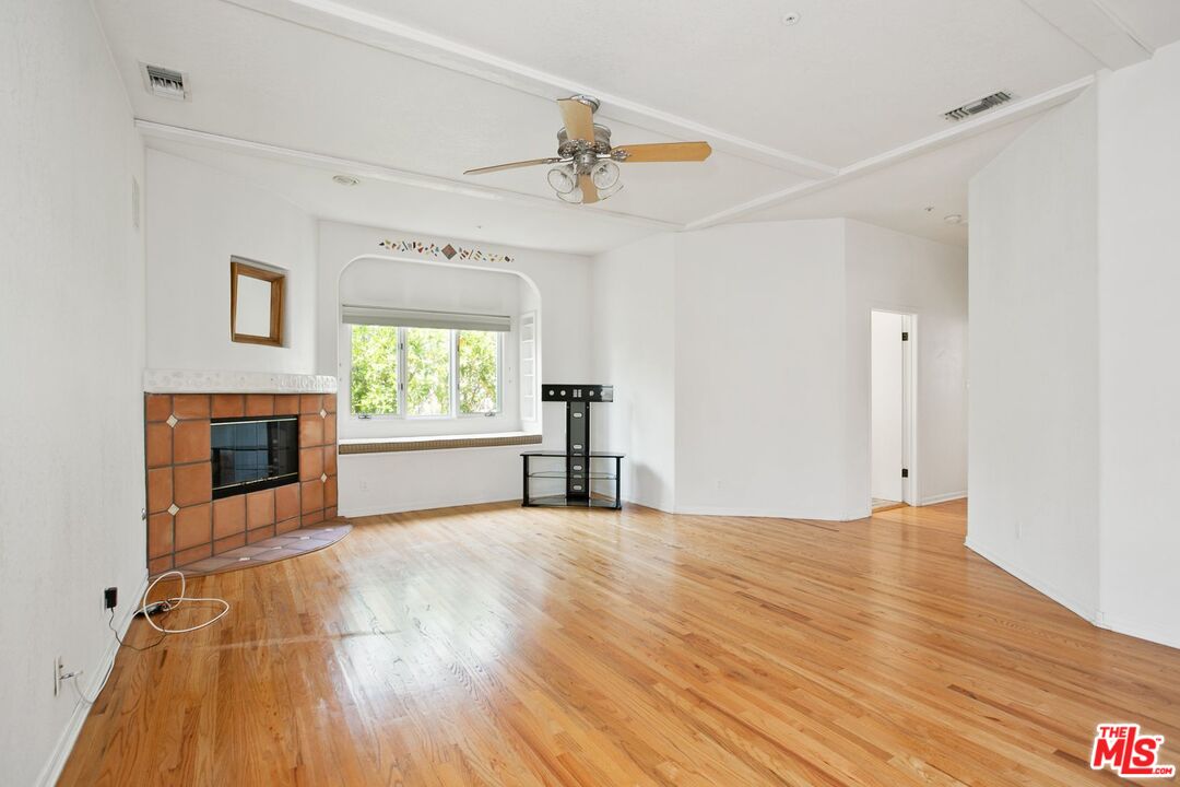 333 S MCCARTY DR