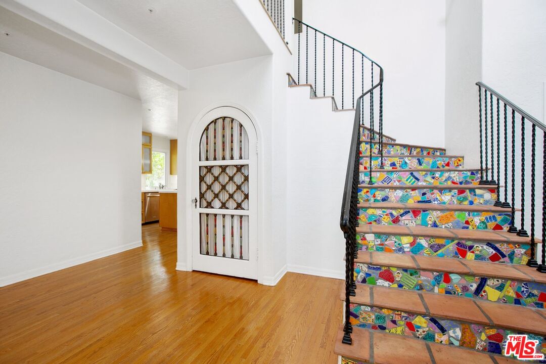 333 S MCCARTY DR