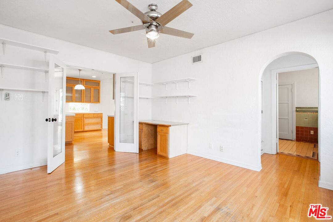 333 S MCCARTY DR