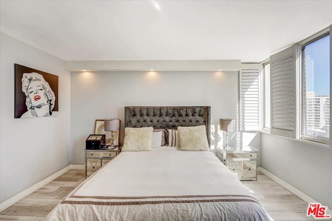 10433 WILSHIRE BLVD Unit: 1202