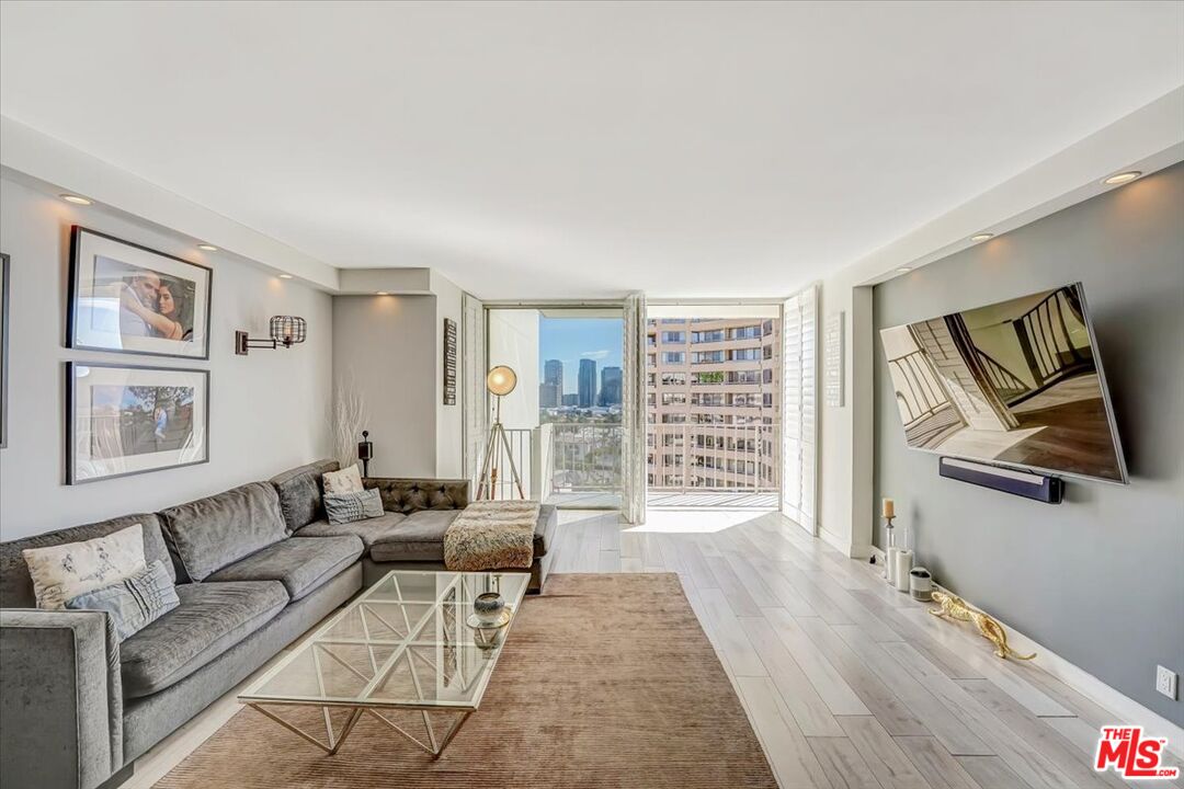 10433 WILSHIRE BLVD Unit: 1202