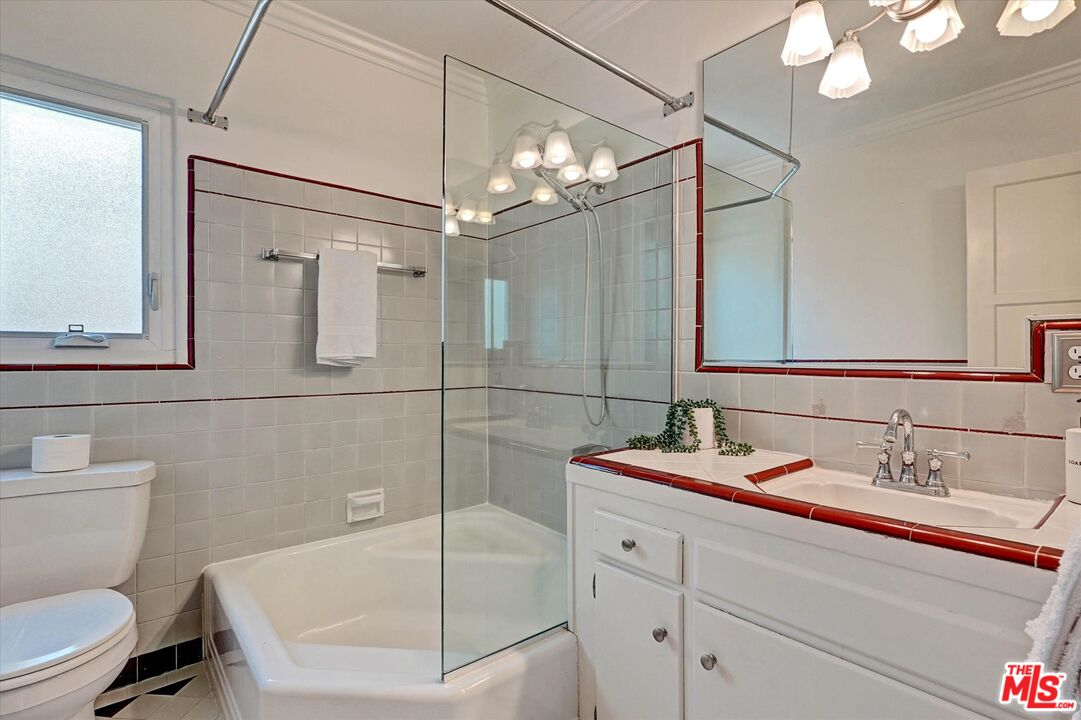 1346 N Crescent Heights Blvd Unit: 1