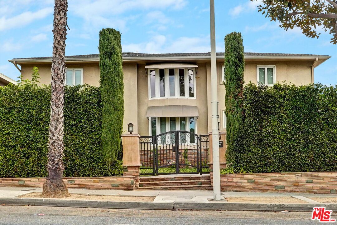1346 N Crescent Heights Blvd Unit: 1