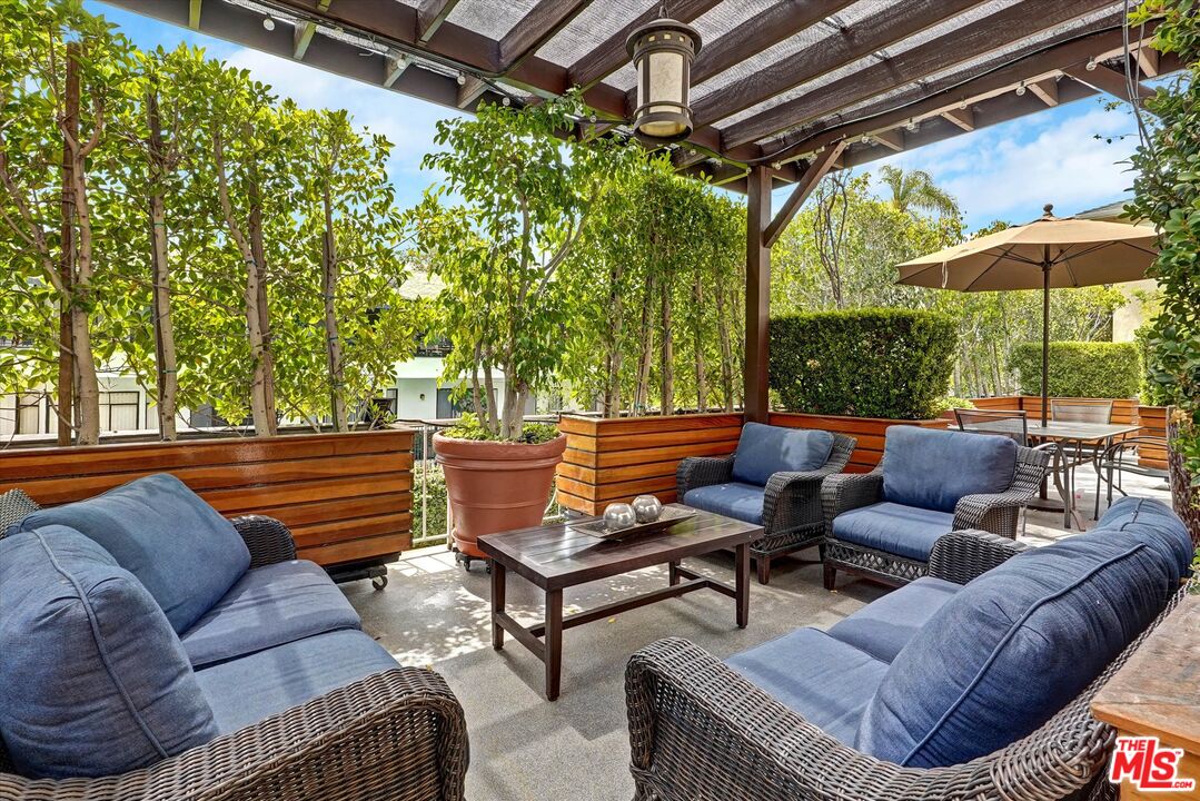 1346 N Crescent Heights Blvd Unit: 1