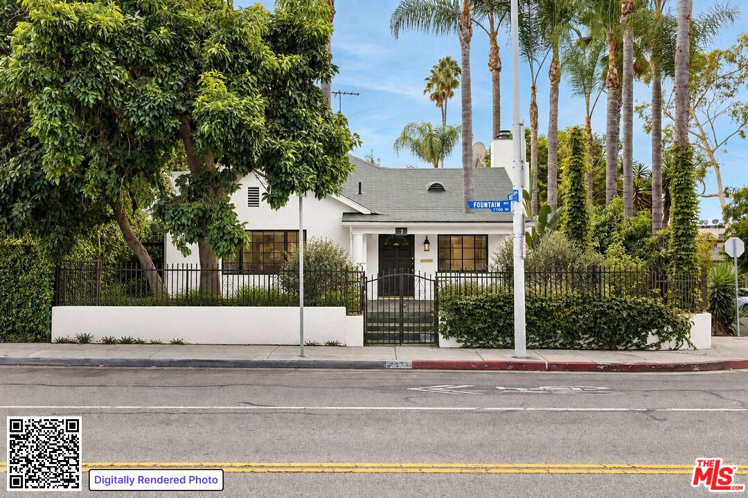 7774 Fountain Ave