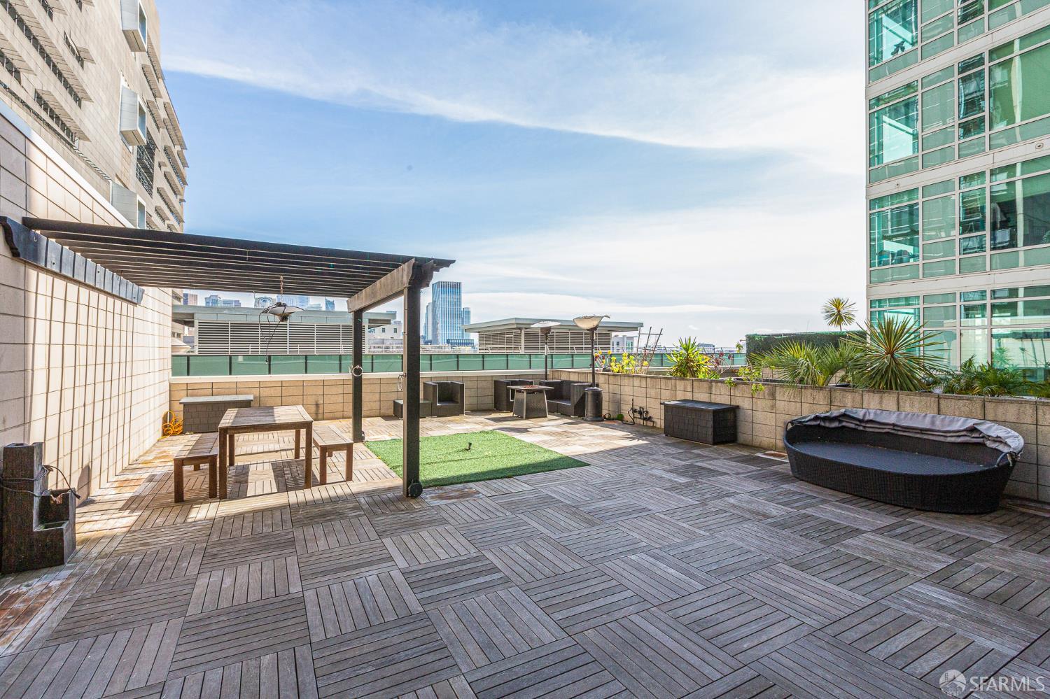 1160 Mission Street # 2211