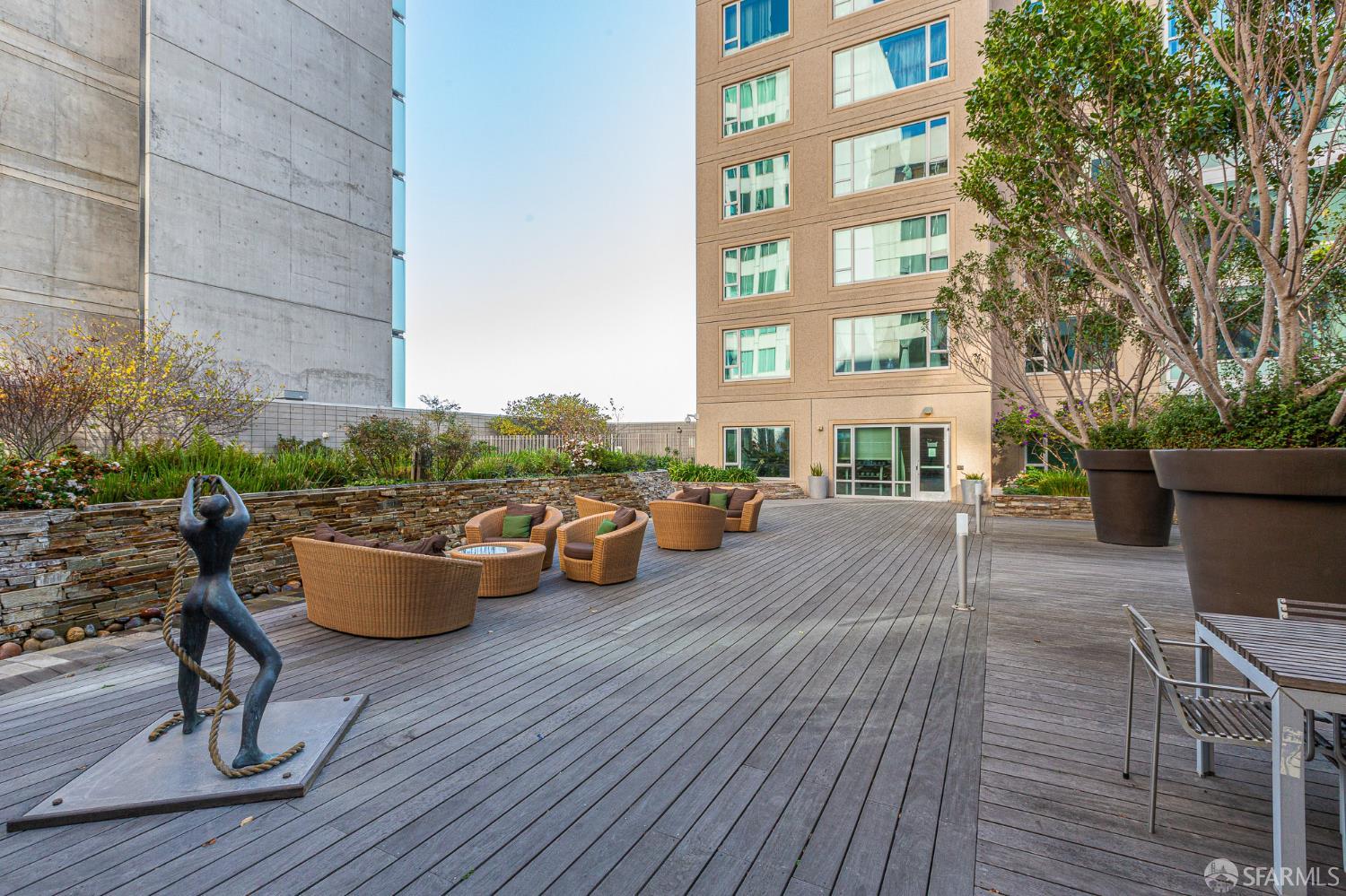 1160 Mission Street # 2211