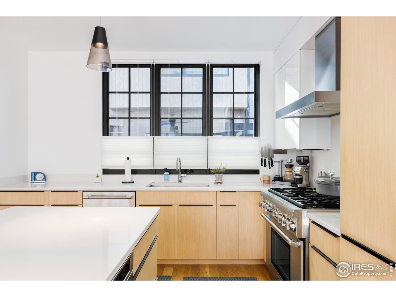 2128 Pearl St Unit: B