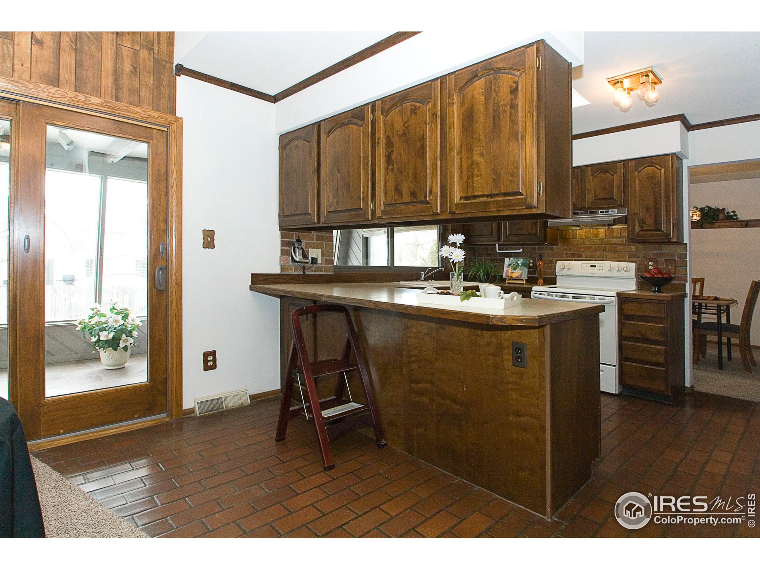 2128 Pearl St Unit: B