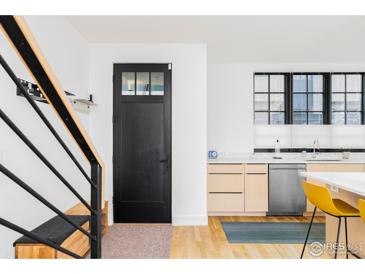 2128 Pearl St Unit: B