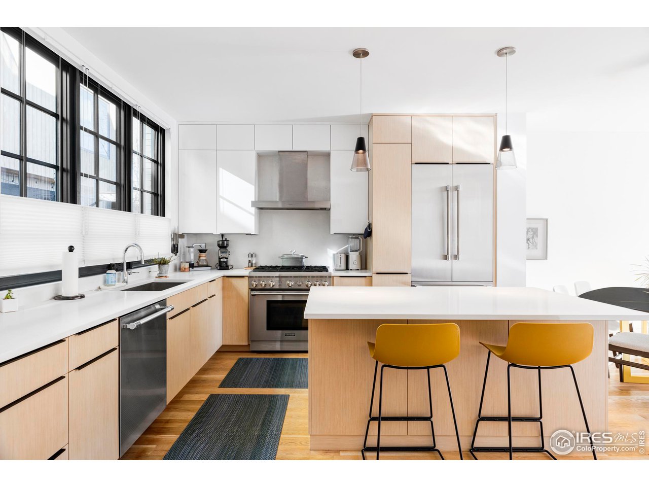 2128 Pearl St Unit: B