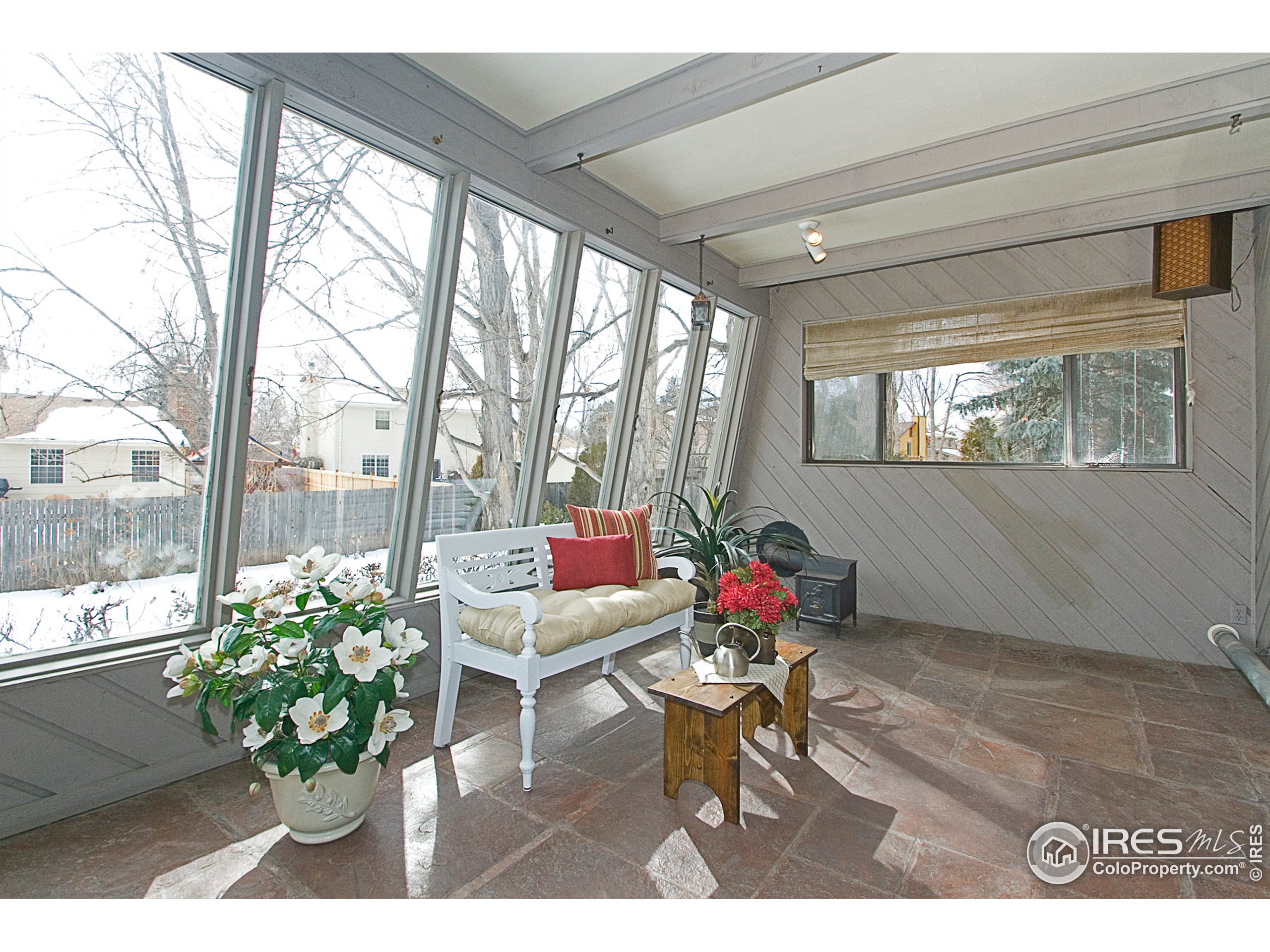 2128 Pearl St Unit: B