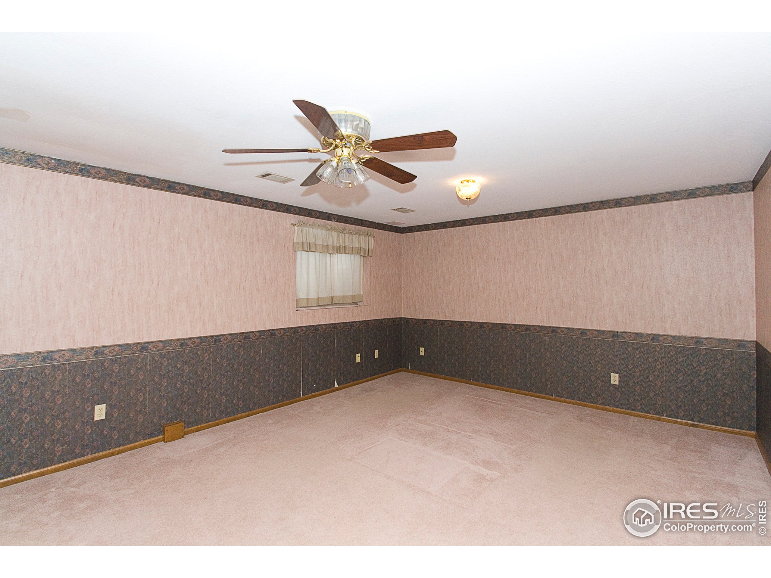 2128 Pearl St Unit: B