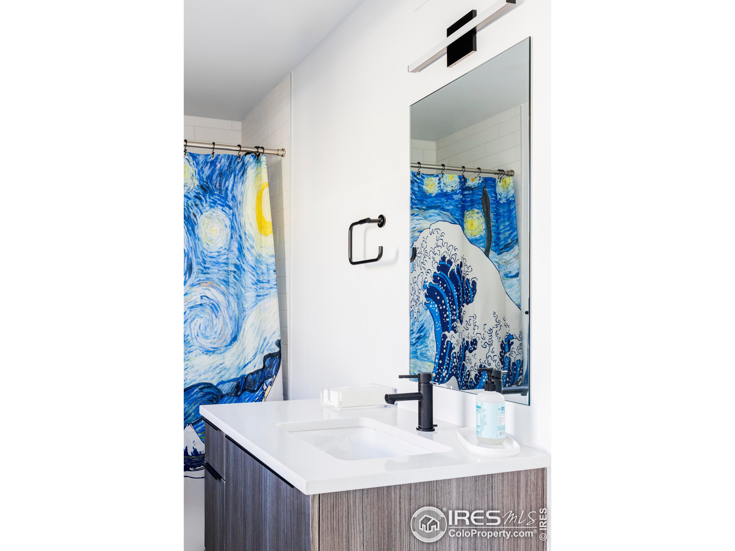 2128 Pearl St Unit: B