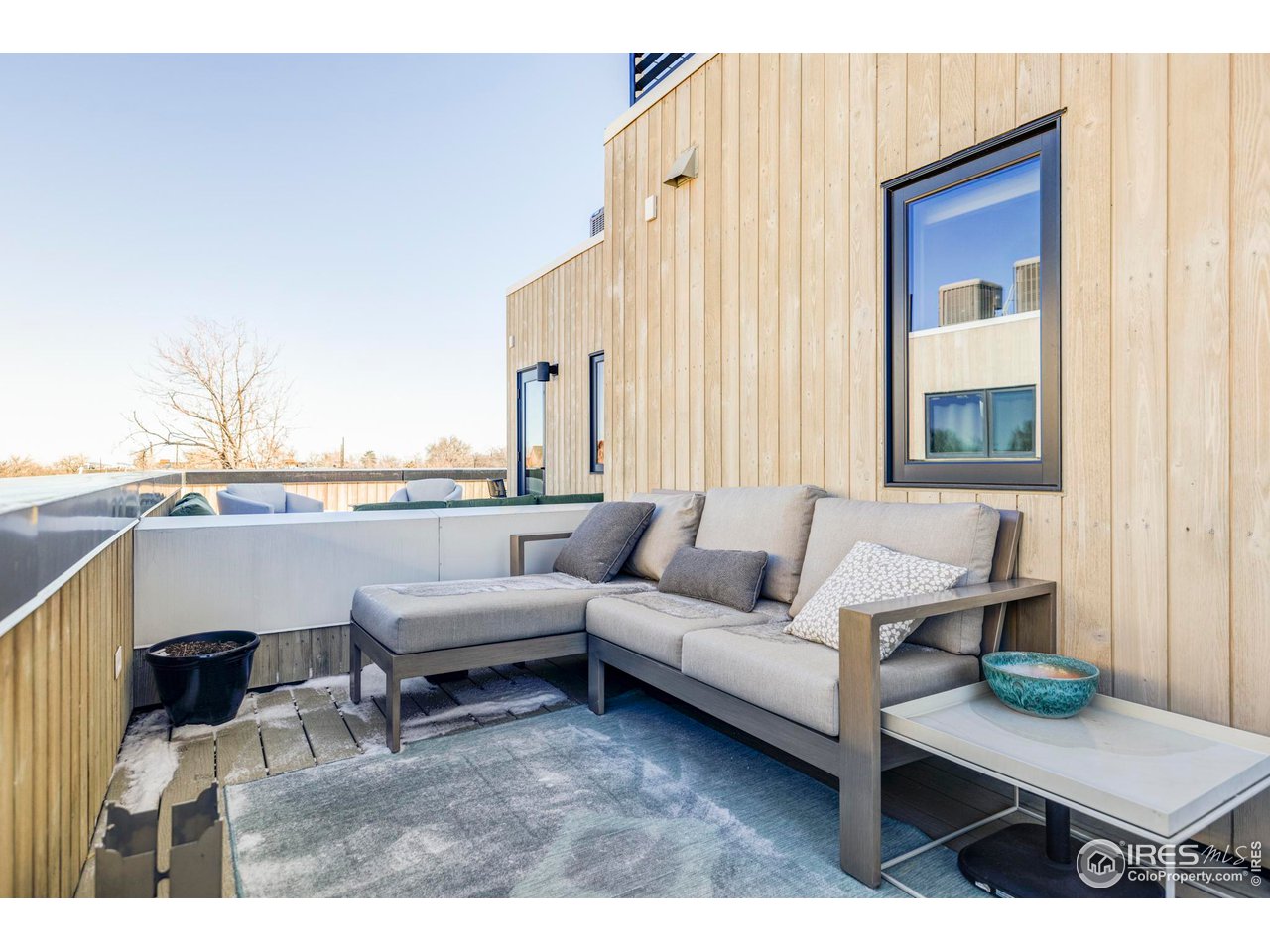 2128 Pearl St Unit: B