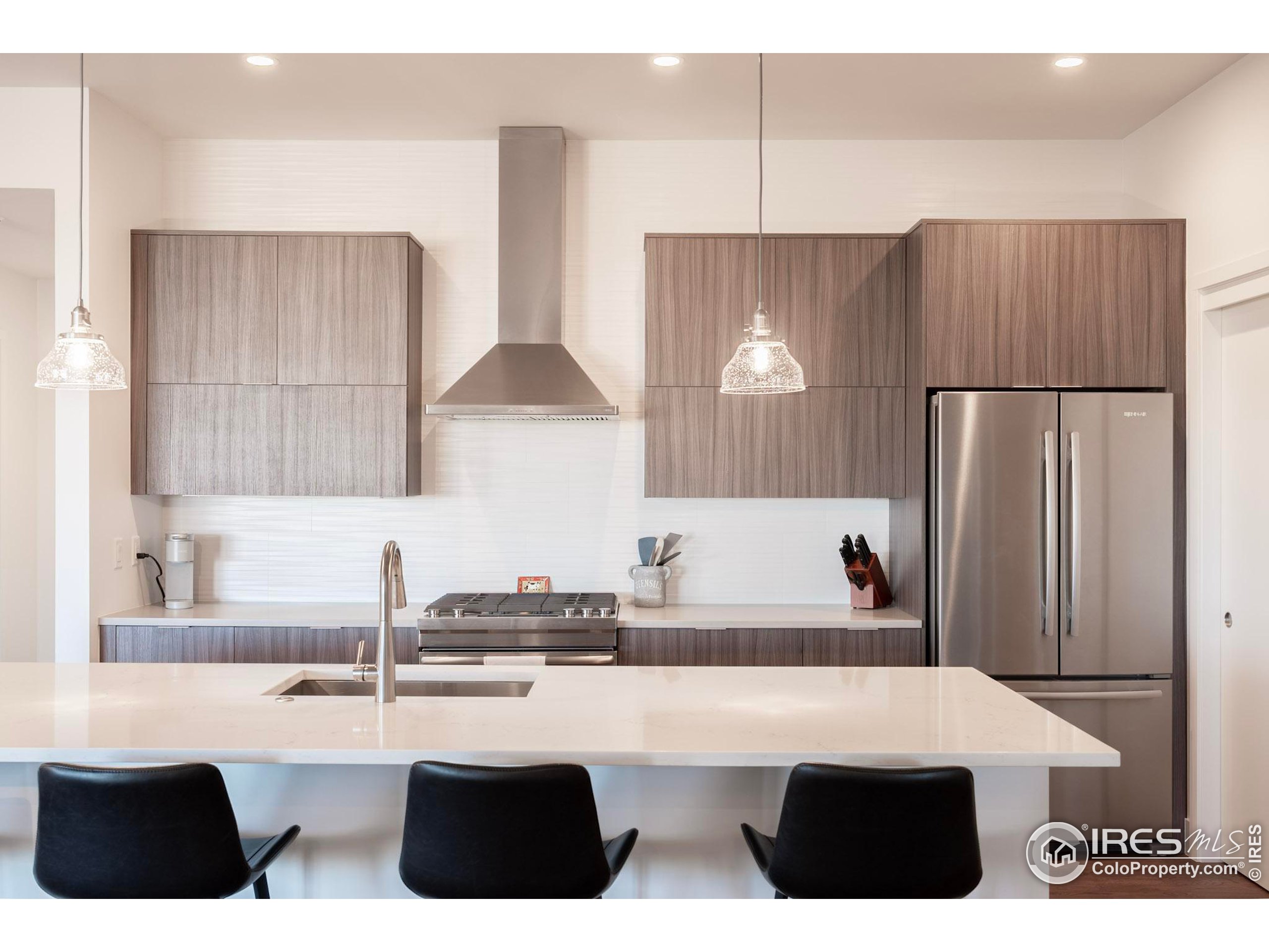 630 Terrace Ave Unit: D